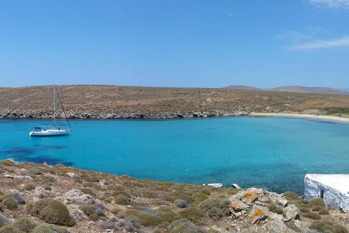 Mykonos Sail Cruise to Rhenia, Guided Tour of Delos, Lunch&Drinks