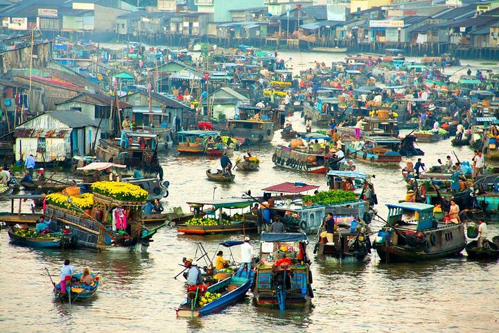 Cai Rang Floating Market & Mekong Delta 2-Day Tour from HCM City