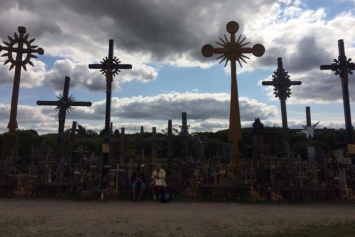 Tour from Vilnius - Riga via The Hill of Crosses, Rundale, Bauska