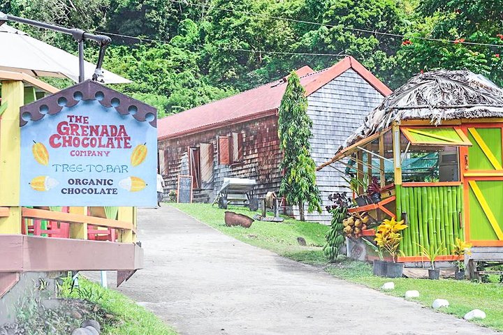 Chocolate Factory Belmont Estate, Annandale Falls & Grand Etang Lake Tour