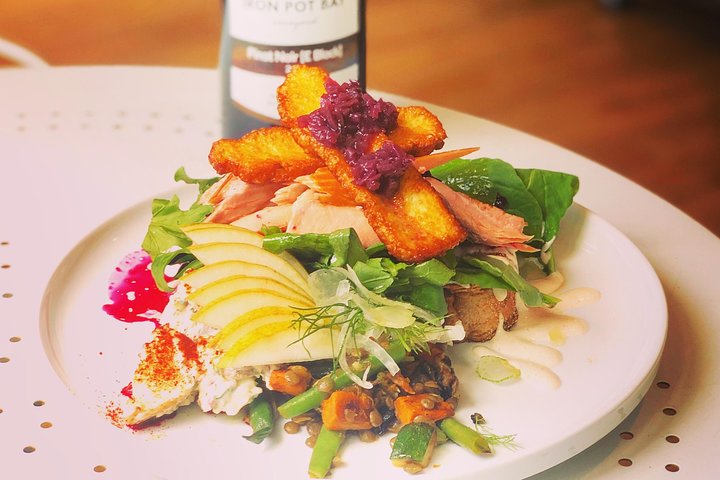 Tamar Valley Wine Tour with Lunch