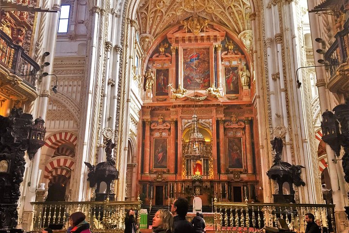 Cordoba Mosque & Jewish Quarter Guided Tour with tickets
