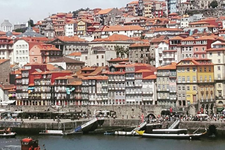 Lisbon to Porto Up to 4 Stops: Obidos, Nazare, Fatima and Aveiro