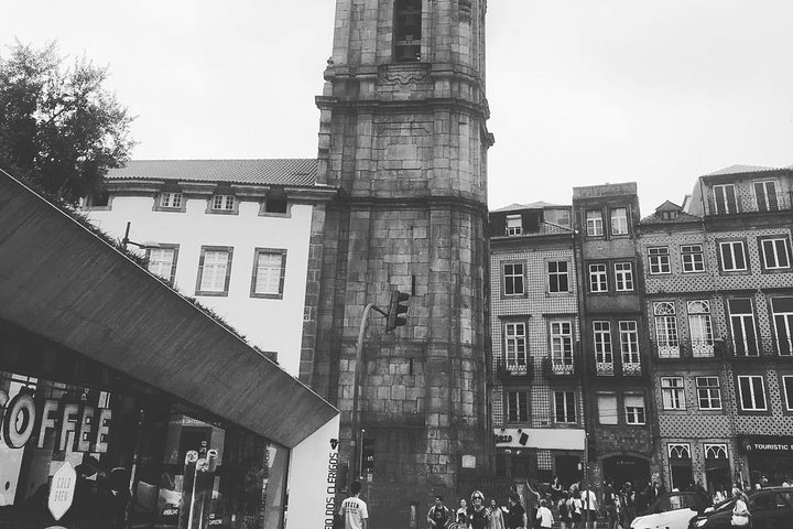 Porto to Lisbon Up to 4 Stops: Aveiro, Nazare, Fatima & Obidos