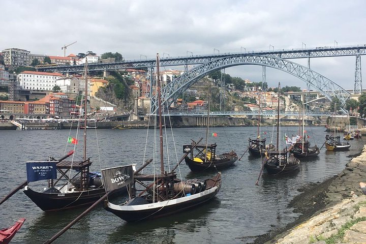 Porto to Lisbon Up to 4 Stops: Aveiro, Nazare, Fatima & Obidos