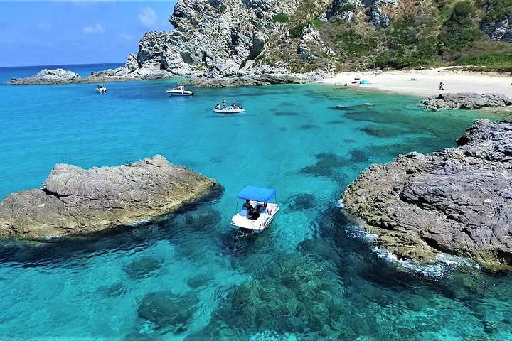 Tropea & Capo Vaticano Boat Tour with Snorkeling. Up to 12 Guests