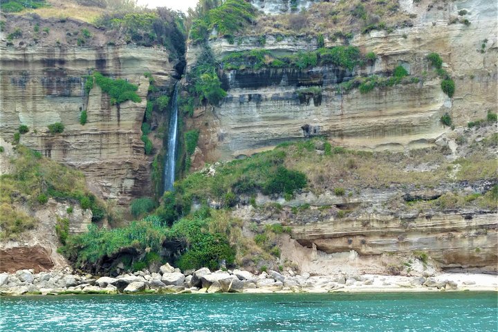 Tropea & Capo Vaticano Boat Tour with Snorkeling. Up to 12 Guests