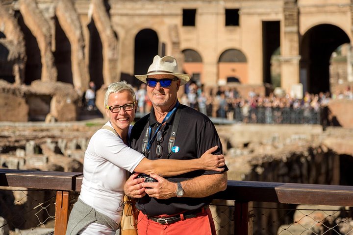 Rome: Colosseum, Roman Forum and Palatine Hill Guided Tour