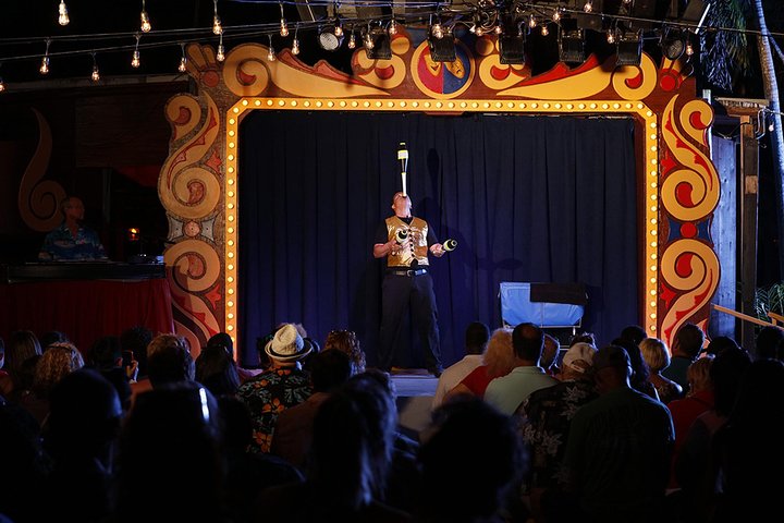 All You Can Eat BBQ Dinner and Show at Tropical Isle with Sightseeing Cruise