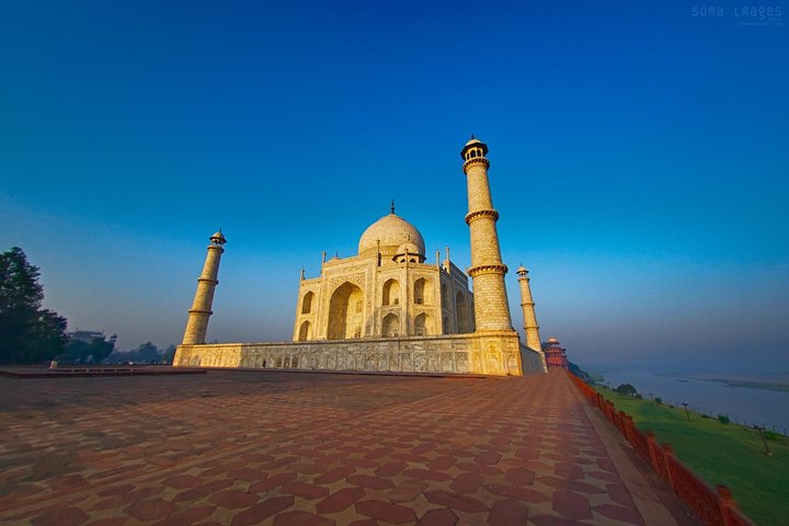 Private Sunrise Taj Mahal Tour from Delhi