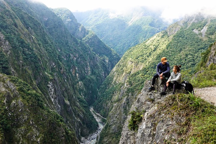 Taroko Zhuilu Old Trail (Group of 4ppl, no shuttle included.)