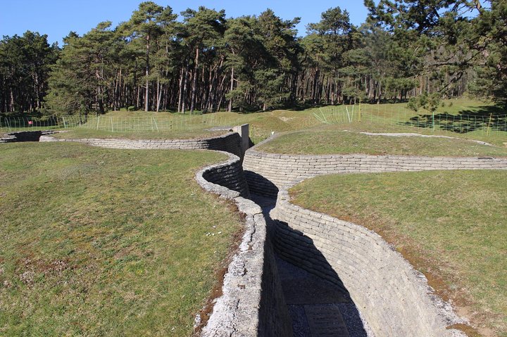 Private Round Trip Transfer to Vimy Ridge from Arras