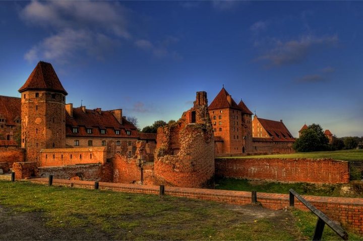 Malbork Castle Tour from Gdansk