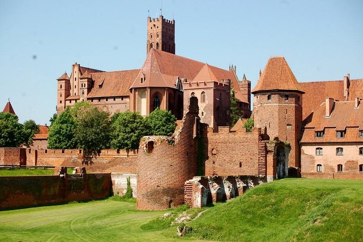 Malbork Castle Tour from Gdansk