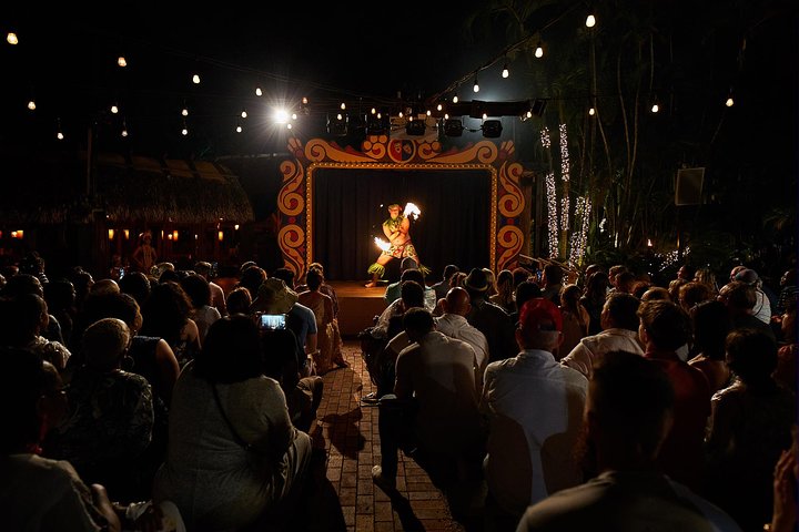 All You Can Eat BBQ Dinner and Show at Tropical Isle with Sightseeing Cruise
