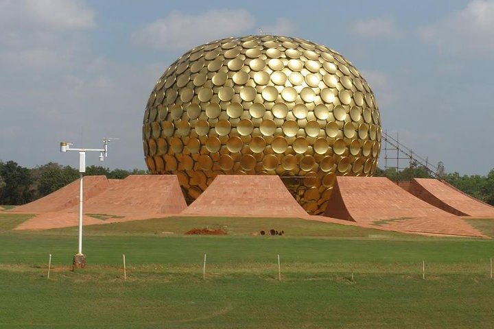 Guided City Tour in Pondicherry with complimentary refreshments