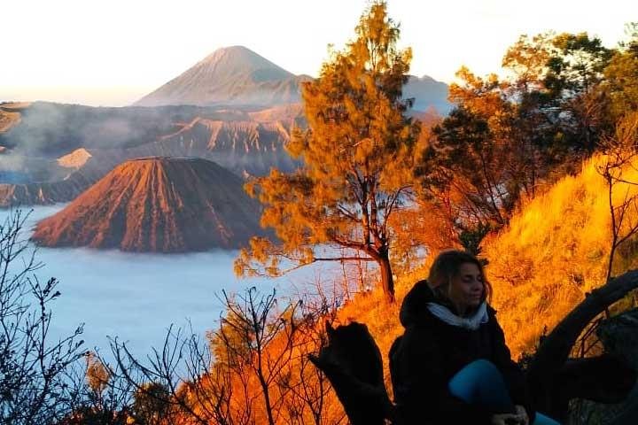 Tumpak Sewu waterfall & volcano Bromo - start Surabaya // 2 days & 1 night