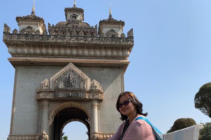 Private Tour: Vientiane City Tour Full Day with Buddha Park