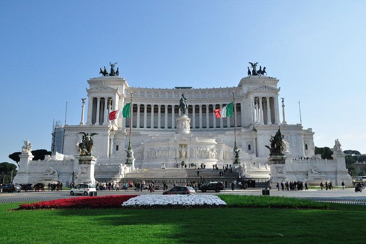 Rome Small-Group Shared Tour from Civitavecchia: 8 People Max