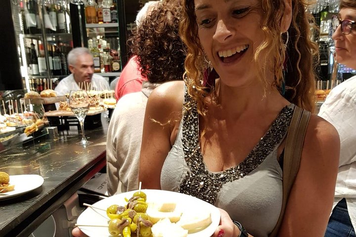 The Award-Winning Bilbao Food Tour & Wine Pairing by Basque Local