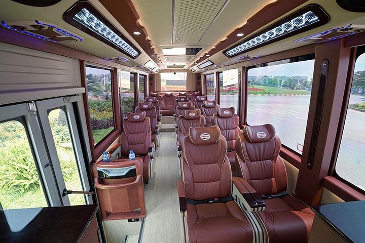 Halong Luxury Cruise Full Day Tour from Hanoi: All Inclusive