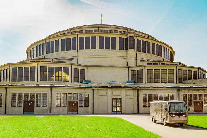 Wroclaw, 1- hour or 2-hours Group Tour by Electric Car