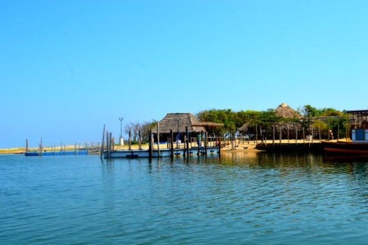 Guided City Tour in Pondicherry with complimentary refreshments