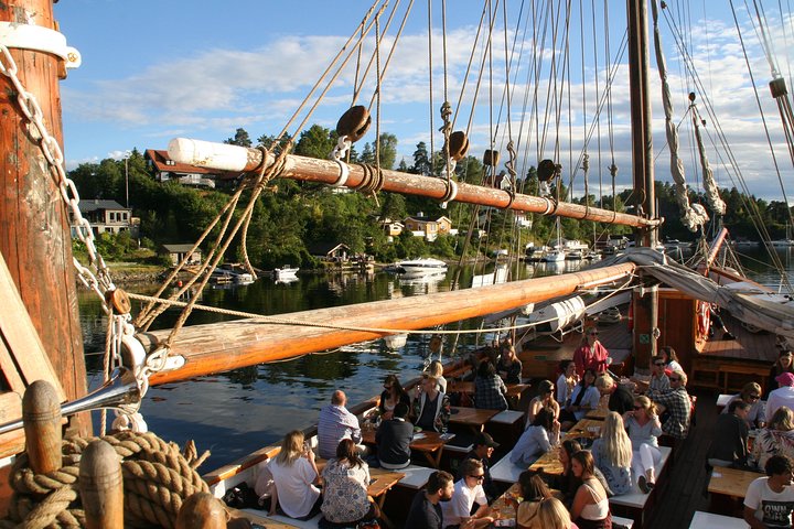 2-Hour Oslo Fjord Sightseeing Cruise by Sailing Ship