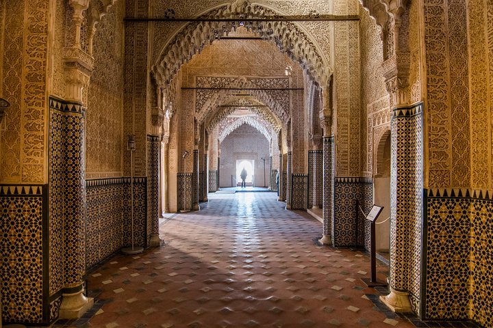 Granada: Alhambra and Nasrid Palaces Ticket with Audioguide