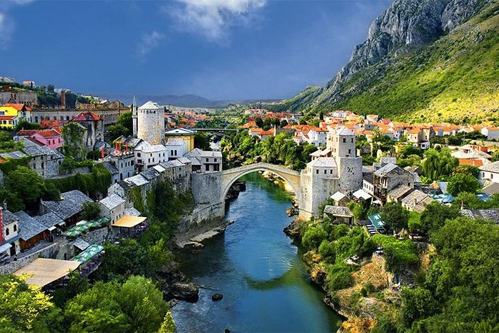 Sarajevo to/from Dubrovnik Transfer Tour via Mostar & Herzegovina