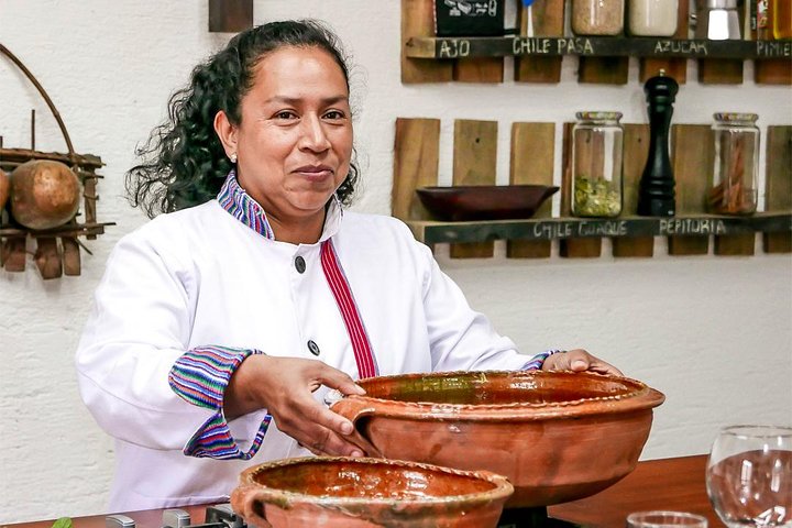 Authentic Guatemalan Cooking Class in Antigua