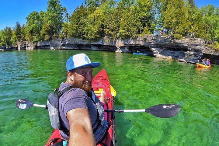 Cave Point Kayak Tour