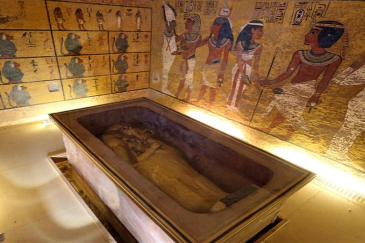 Luxor: Valley of Kings, Hatchepsut Temple ,Karnak & Luxor-DayTour