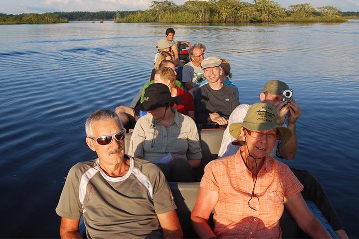 4-Day Ecuador Amazon Jungle Tour - Lodge in Cuyabeno Reserve
