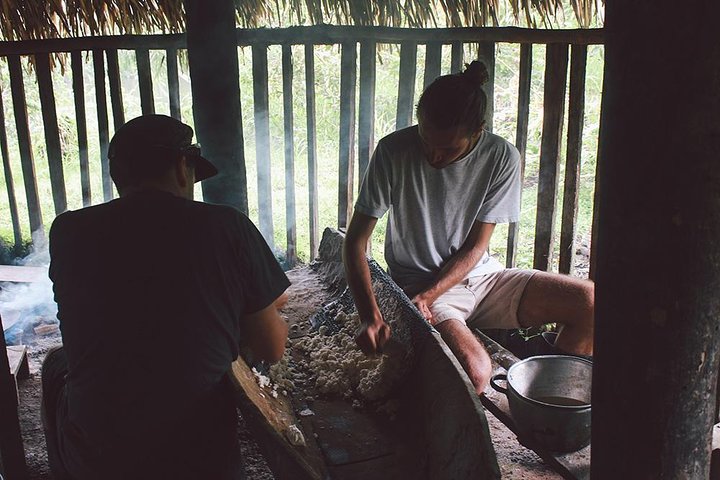 4-Day Ecuador Amazon Jungle Tour - Lodge in Cuyabeno Reserve