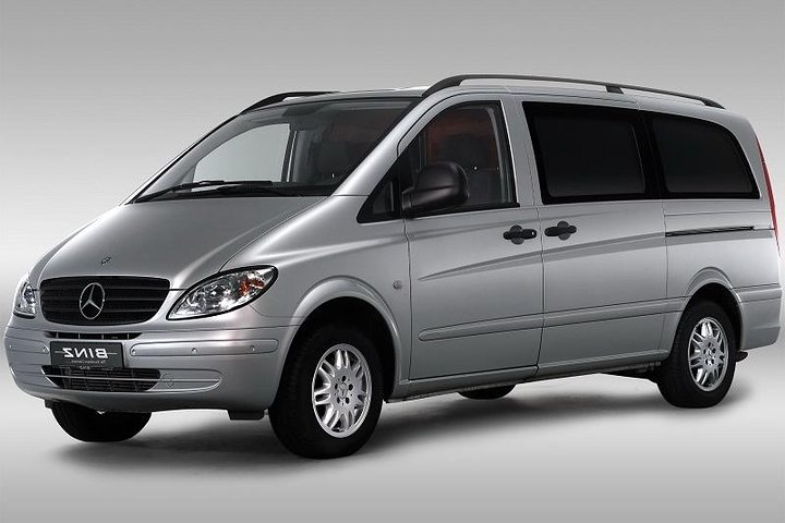 Shuttle shared service: from Iquique Airport to the city