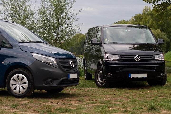 Private Transfer from Passau to Prague