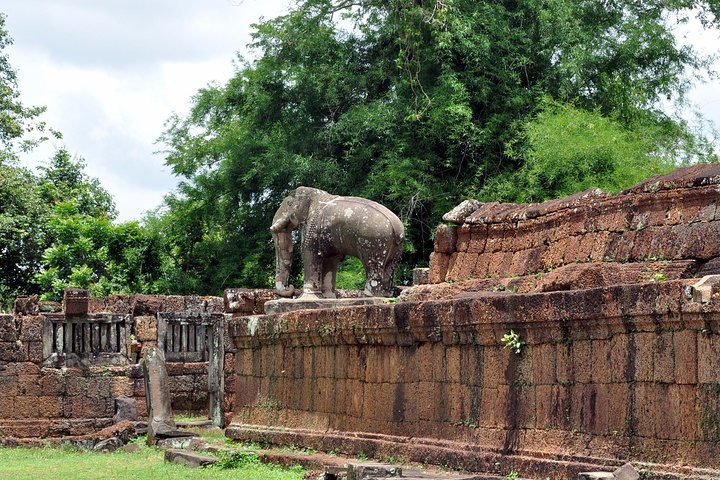 2-Day Angkor Wat, Small, Big Circuit & Banteay Srei Private Tour