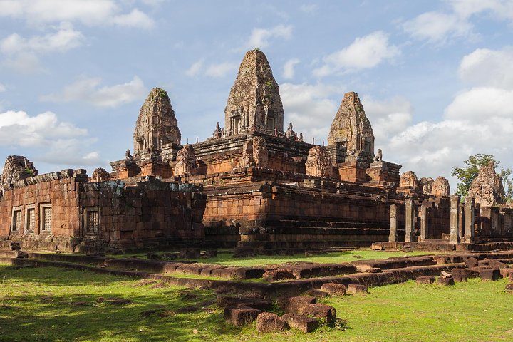 2-Day Angkor Wat, Small, Big Circuit & Banteay Srei Private Tour