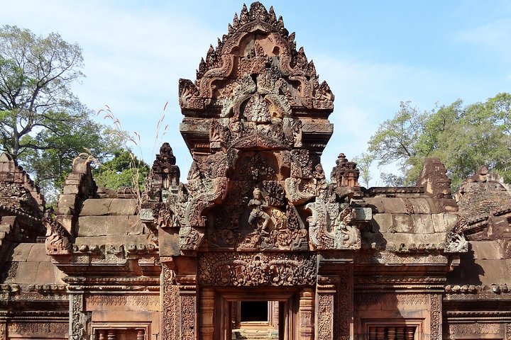 2-Day Angkor Wat, Small, Big Circuit & Banteay Srei Private Tour