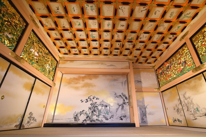 Nagoya Highlight Tour guided by a friendly local
