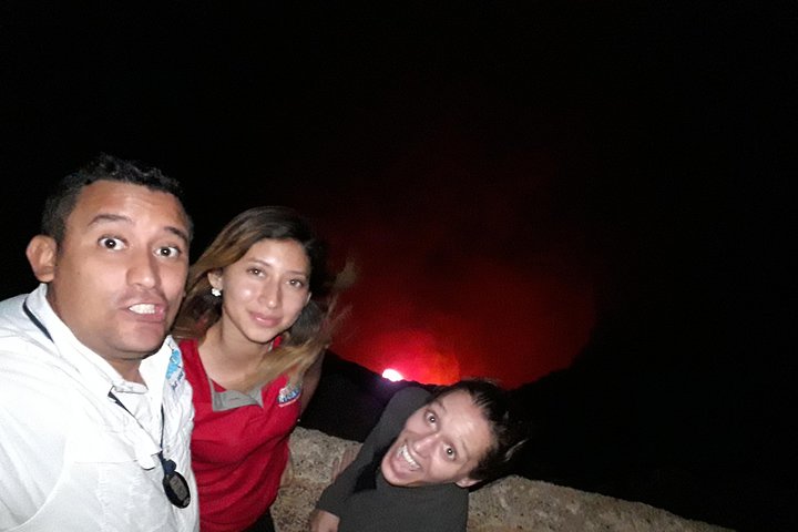 Laguna de Apoyo Day pass plus Masaya Volcano