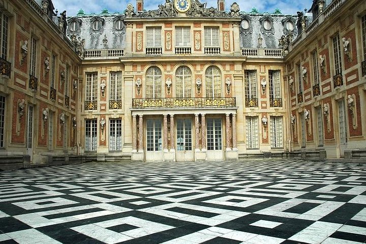 Versailles Guided Visit – Hotel Pickup, Meeting Point or None