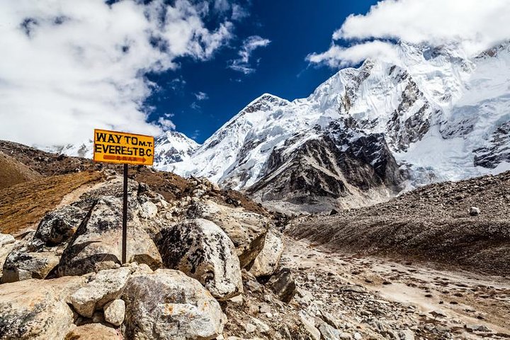 Experience of Everest Base Camp Trek with 5 star accommodation in Kathmandu