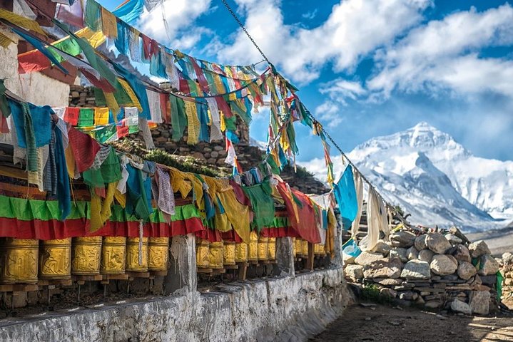 Experience of Everest Base Camp Trek with 5 star accommodation in Kathmandu
