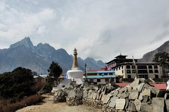 Experience of Everest Base Camp Trek with 5 star accommodation in Kathmandu