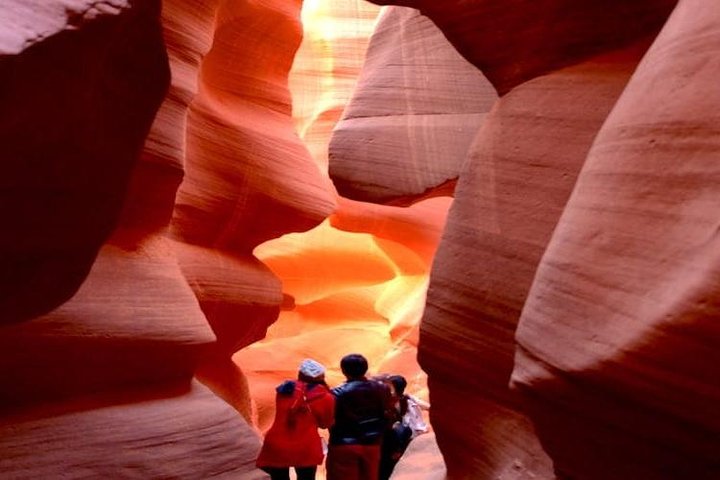 Antelope Canyon and Horseshoe Bend Day Tour from Flagstaff