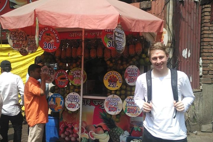 Immersive culture tour of Pune by private car with guide and local lunch