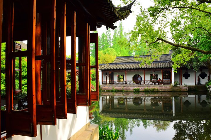 Half-Day Flexible Private Hangzhou Highlight Tour