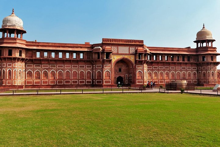 Taj Mahal Day Tour from Delhi by Superfast Train - TOP RATED TOUR